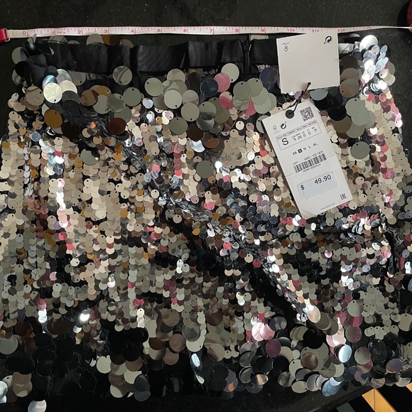 Zara Special Edition Silver Paillette Sequin Mini Skirt Small S - Picture 4 of 4